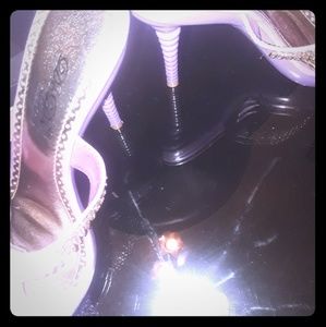 Gorgeous Lilac Desi 3" corkscrew heel brand new